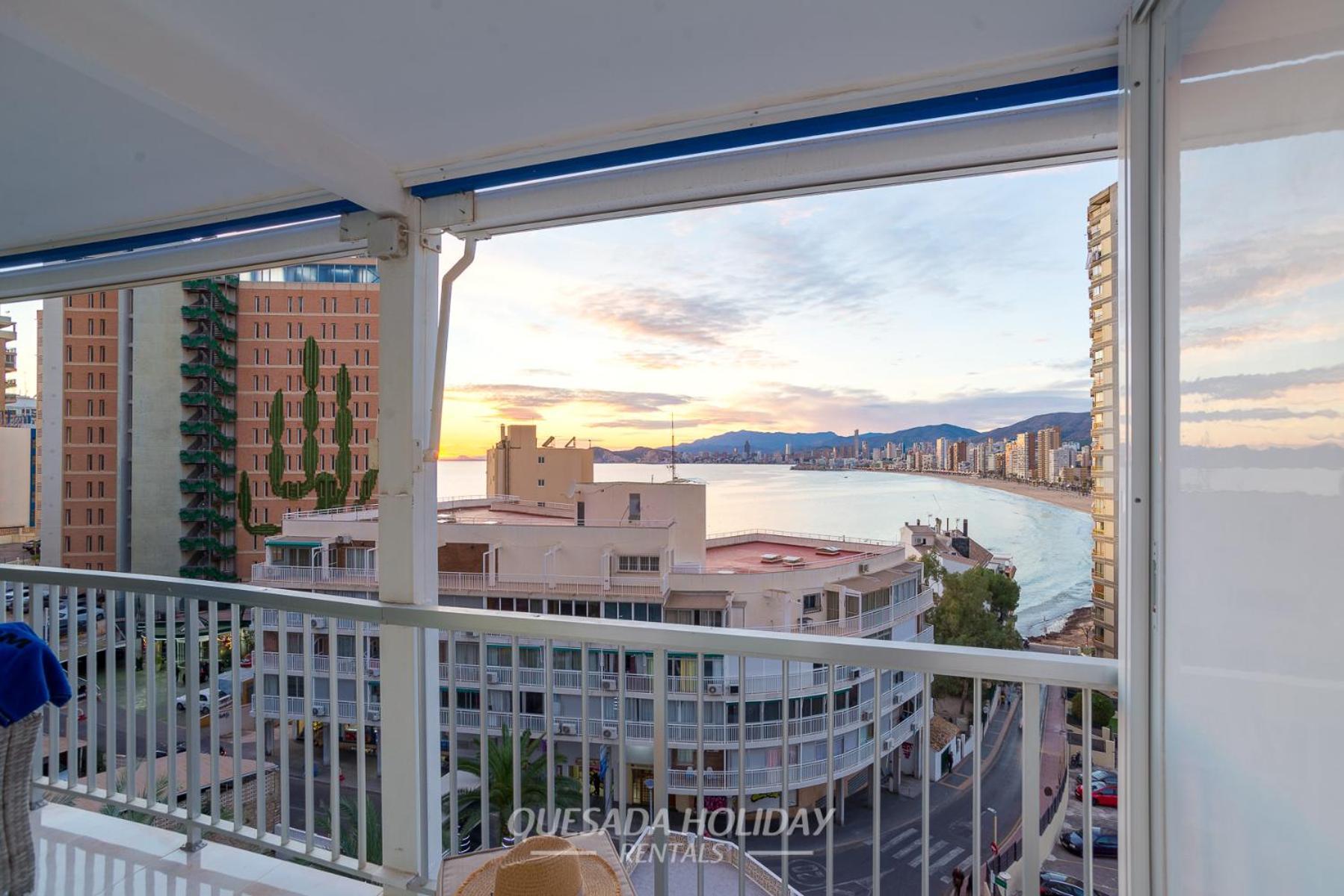 100Mts To Beach, Luxury Apartment Benidorm Encanto Luaran gambar